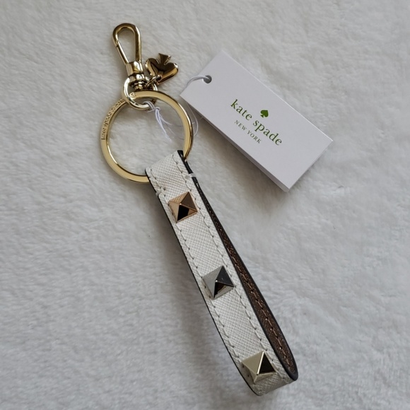 kate spade Accessories - 🎀NWT🎀 Kate Spade Studded Strap Key Fob/Chain
